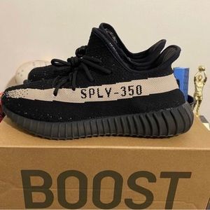 Yeezy Boost 350 V2 Oreo Sz 11
